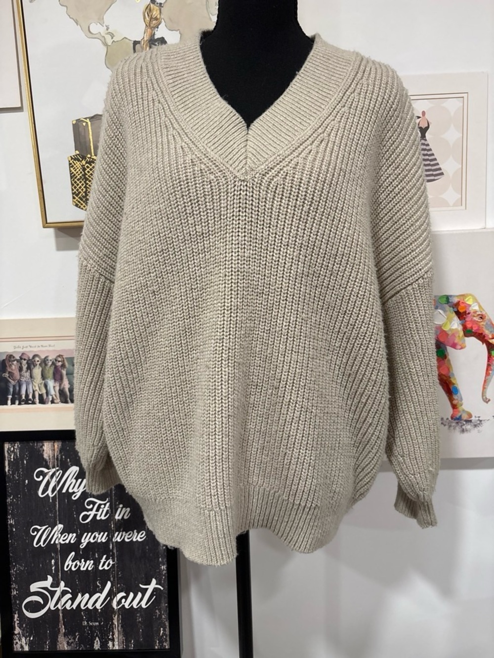Relaxed V-Neck Oversized Sweater in Light Beige